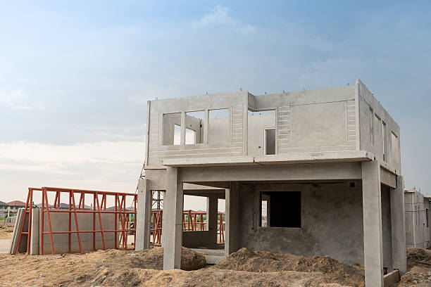 The building structure are made from prefabrication system.All pieces are made from high-strength concrete.Then assembled into a building.